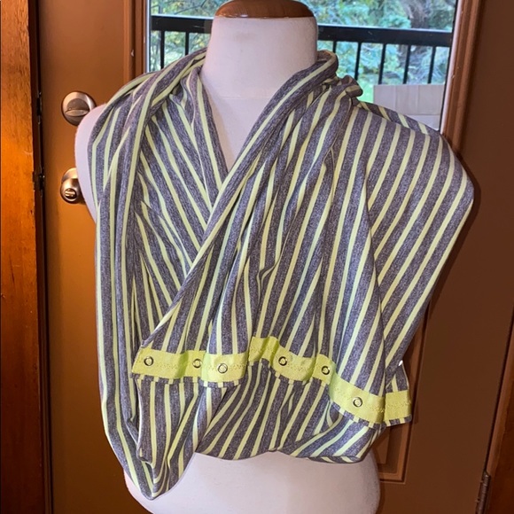 Ivivva Accessories - Ivivva Vinyasa Scarf